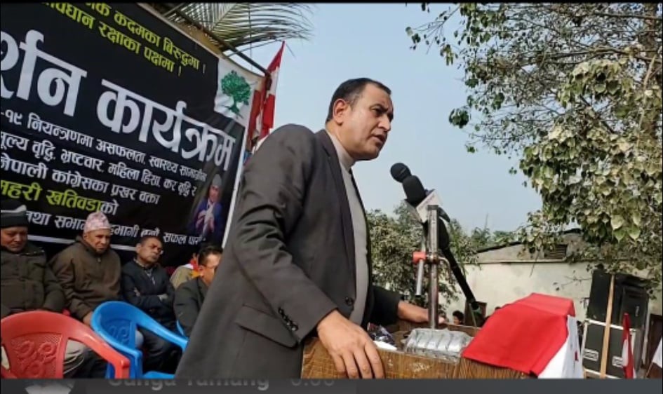 कम्युनिस्टहरूलाई सडकमा ल्याएर नाङ्गेझार पारिन्छ : खतिवडा