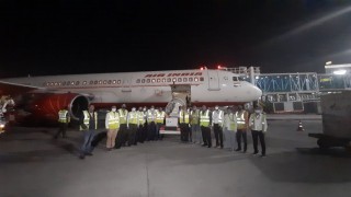 नेपालका लागि खुशीको कुरा, भारतले दिएको कोरोनाको दबाई आइपुग्यो