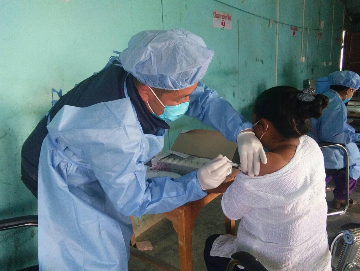 नेपालका लागि खुशिको कुरा चीनले पाँच लाख डोज कोरोना खोप दिने