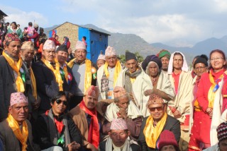 कांग्रेसले गर्‍यो जेष्ठ नागरिकलाई सम्मान 