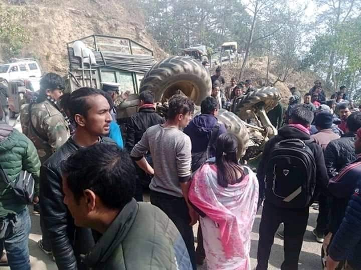 ट्याक्टर दुर्घटना हुँदा  खोटाङमा एक युवाको मृत्यु