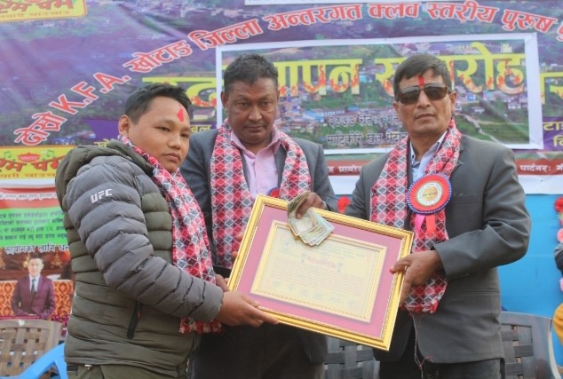 पत्रकार शेर्पालाई केएफए खेलकुद पत्रकारिता पुरस्कार