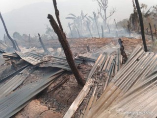 खोटाङका विभिन्न जङ्गलमा लागेको  डढेलो गाउँ पस्दा दिनानुदिन क्षति