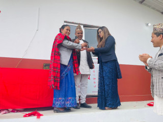खोटाङको ऐसेलुखर्कका अध्यक्ष र उपाध्यक्षले फिर्ता गरे गाडी