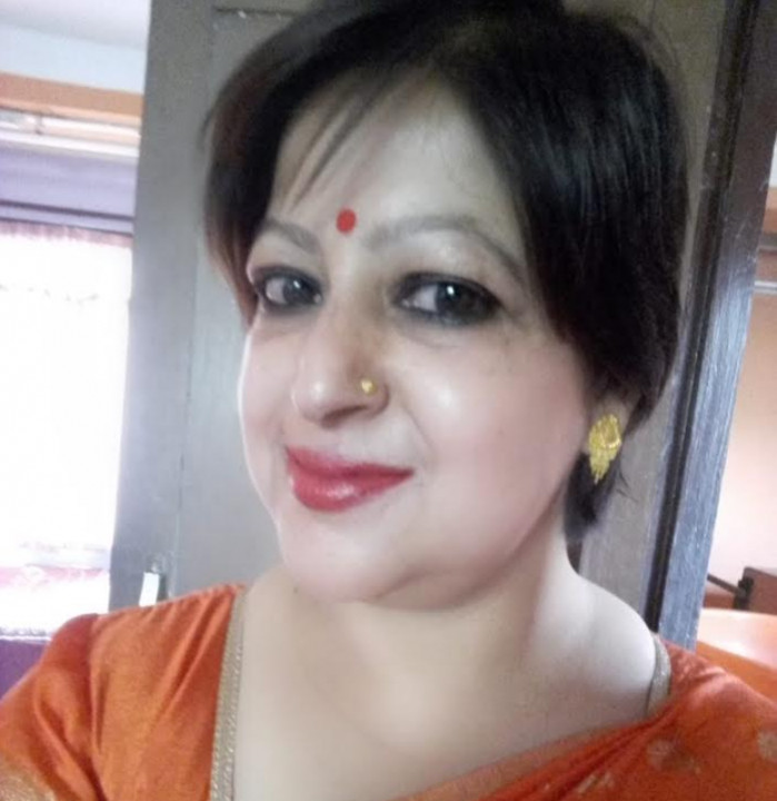 प्रणय र पाइलासँग पाइला हिँड्दा