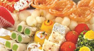 चाडपर्वको बेला खानपानमा ध्यान दिन चिकित्सकको सुझाव