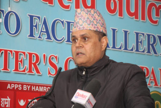 दलगत ट्रेड युनियनको विरुद्धमा बोल्ने बर्तौला र घिमिरेले माफी माग्नुपर्छः गोपाल पोखरेल