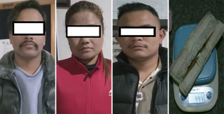 स्यानिटरी प्याडमा लुकाएर आधा किलो सुन तस्करी, लुटेको आरोपमा ३ जना पक्राउ