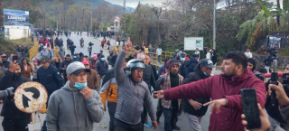 पोखरामा रविका समर्थकले गरे केपी ओली र गगन थापाविरुद्ध नाराबाजी
