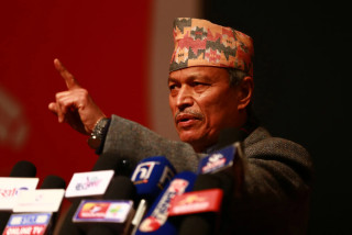 केपी ओलीलाई लक्षित गर्दै भीम रावलले भने–‘कानुन संशोधन गरेर फाँसी दिनुपर्छ’