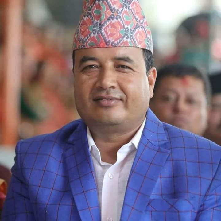 राजीनामा आउनु मन्त्रीको कमजोरीको संकेत हो: महेश बस्नेत
