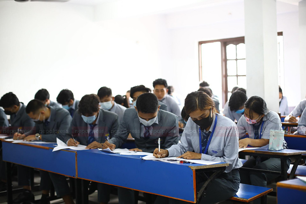 कक्षा १२ को परीक्षाकाे नयाँ तालिका तय, वैशाख २१ देखि गर्ने बोर्डकाे निर्णय