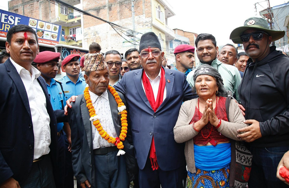 ‘विमानस्थलको बदमासी नारायणकाजी र मैले रोकेका थियौँ, अहिले दैनिक ५० लाख उठाउन थालेछन्’ –प्रचण्ड