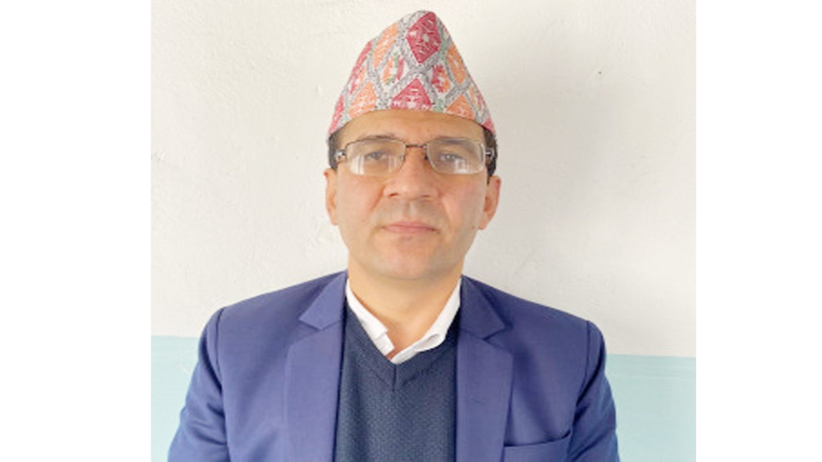 खोटाङका प्रमुख जिल्ला अधिकारी घिमिरेलाई बनाइयो विमानस्थल अध्यागमन प्रमुख