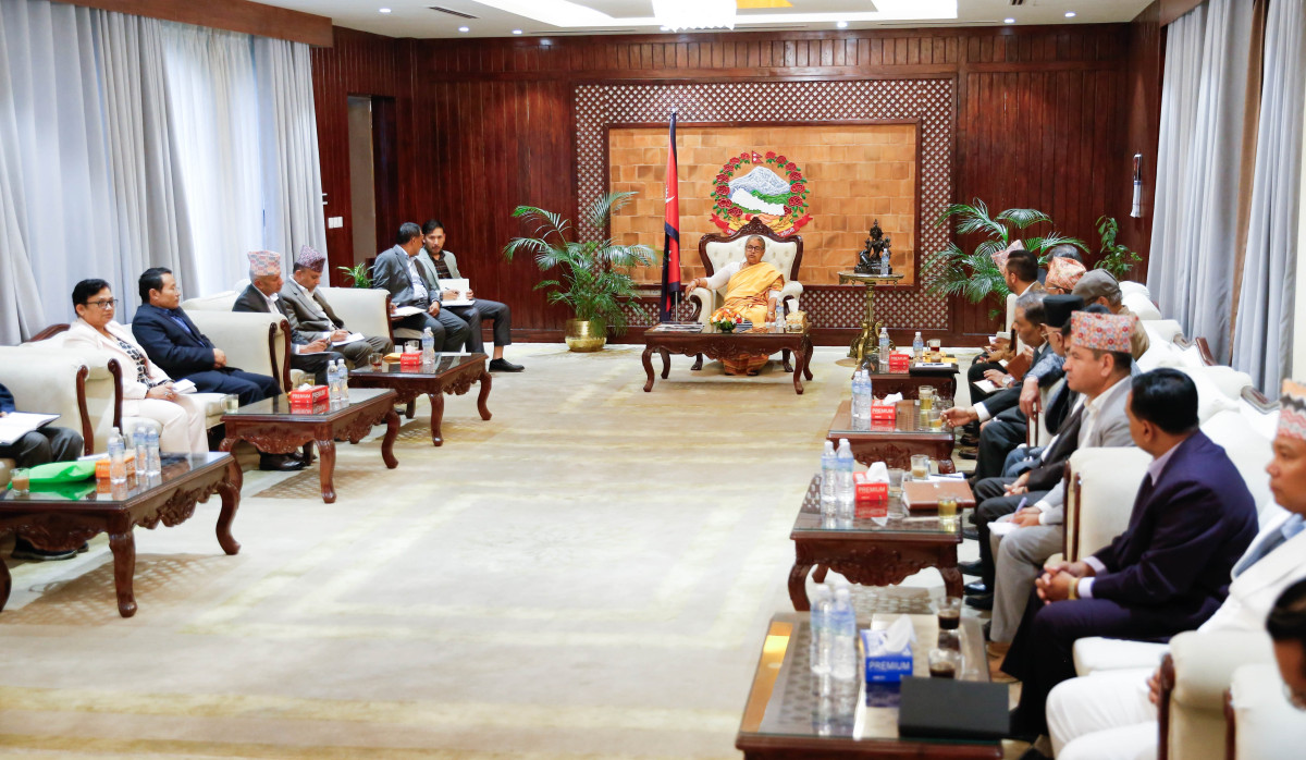 दलहरूको सहयोगबिना निर्वाचन सम्भव हुँदैन : प्रधानमन्त्री